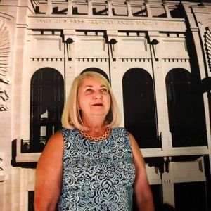 Meet your Posher, Sherry